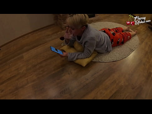❤️ Hullu blondiin imeb tohutut munni ja hüppab selle peal - anaalseksiga ❤️ Pornovideo at us et.bsglass.ru ❌❤