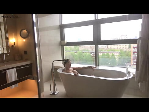 ❤️ Hiiglaslik beib kirglikult oma tussu riivimas vannitoas ❤️ Pornovideo at us et.bsglass.ru ❌❤